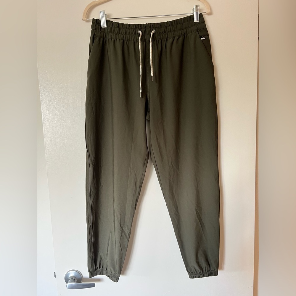 Vuori Women’s Weekend Jogger Pants